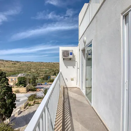 Blu Mar Sea View Apartmán St. Paul's Bay